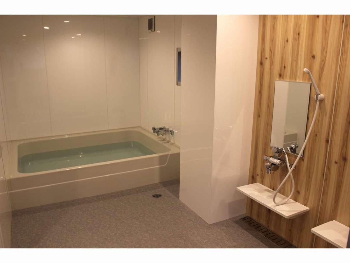 Hotel Aiwa For Men'S Only أوساكا المظهر الخارجي الصورة